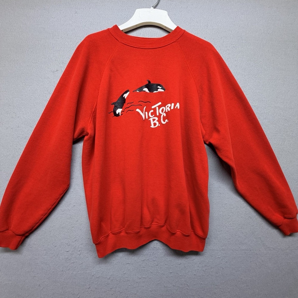 Vintage Hanes Victoria BC Orca Whale Sweatshirt USA Made Red Crewneck XL - Picture 1 of 8